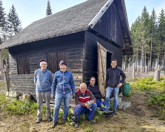 Neubau der Hütte und Bilder von 2025